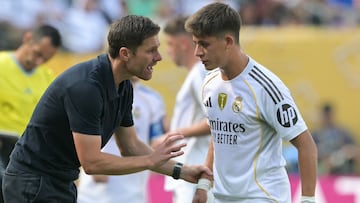 他的角色远 他的角色远