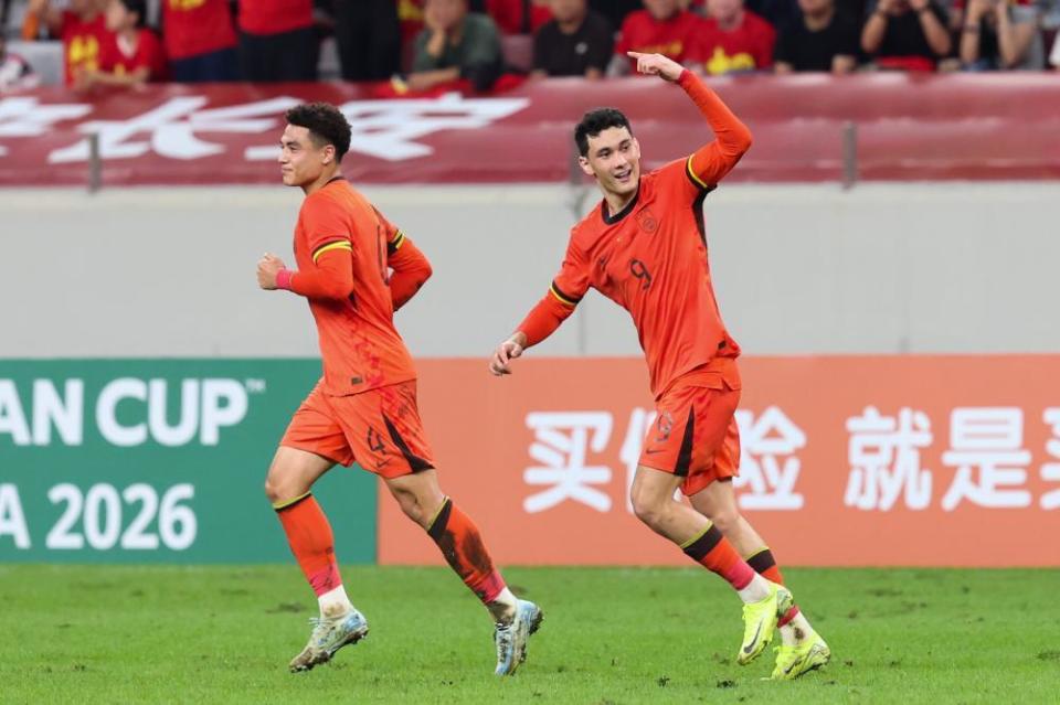 成了双塔组 成了双塔组