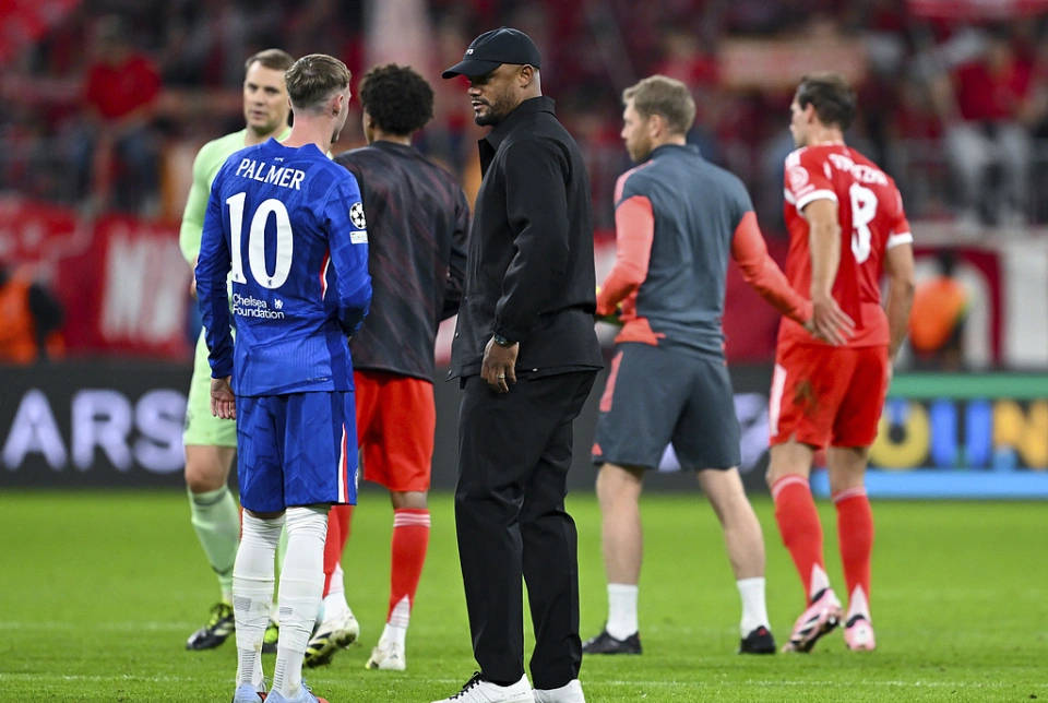 所降低, 因为切尔西, 场核心也成