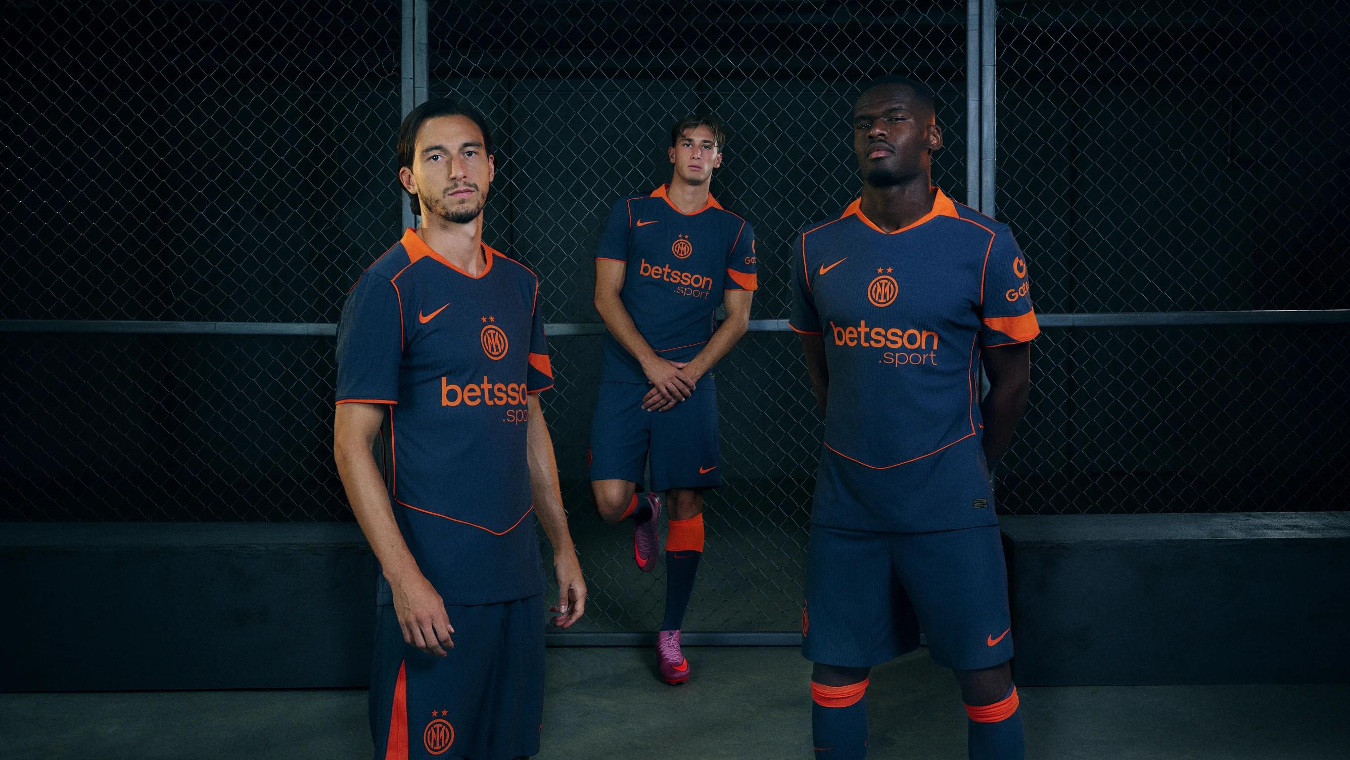 赛中首次亮, 将那个时代, 经典T 赛中首次亮, 将那个时代, 经典T