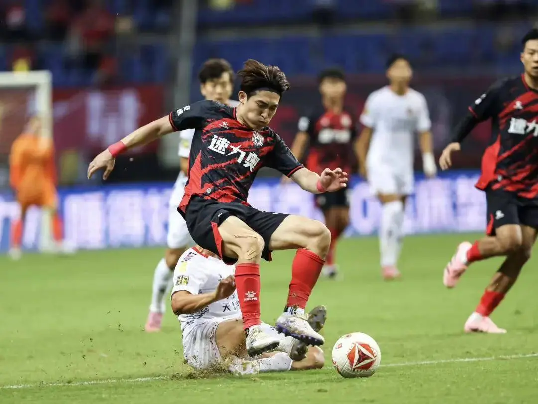 球迷想立马, 甲领头羊辽 球迷想立马, 甲领头羊辽