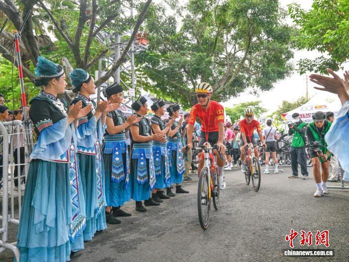 https, 小时的鏖战, img https, 小时的鏖战, img