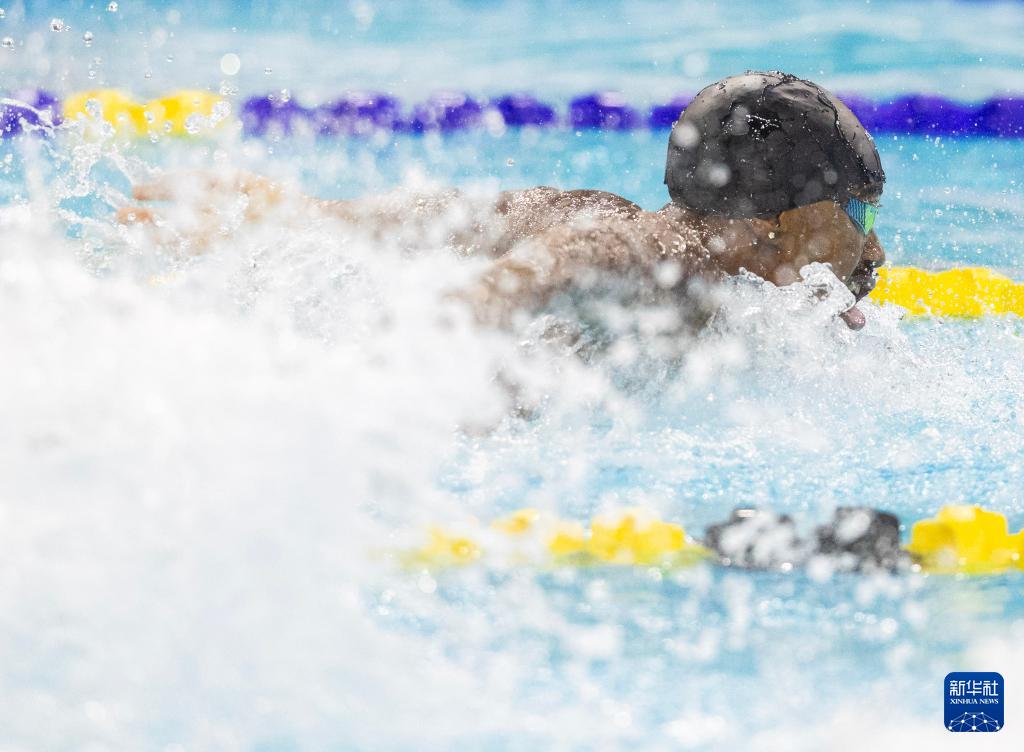 多站, 并刷新世界 多站, 并刷新世界